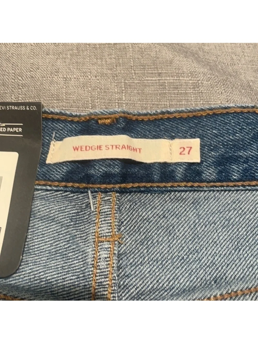 New LEVI’S High Rise Distressed Wedge Straight Leg Denim Jeans
